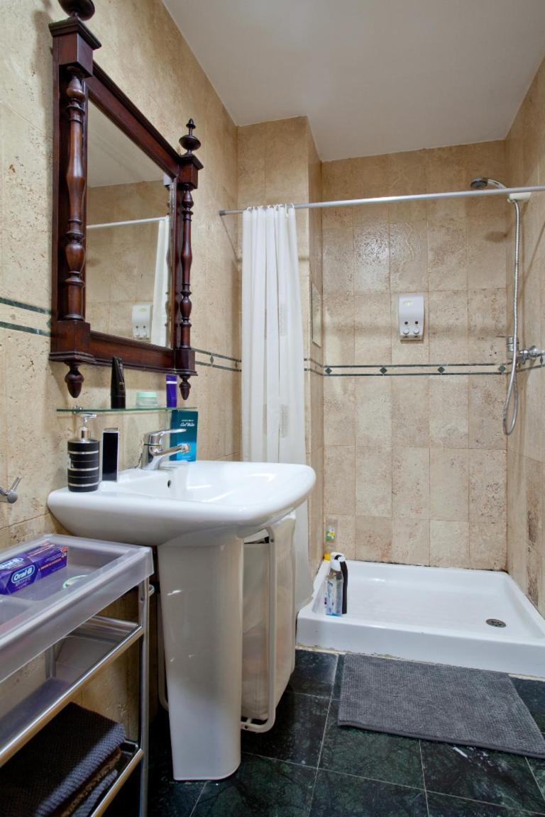 Apartament In Historic Center Valensiya Dış mekan fotoğraf